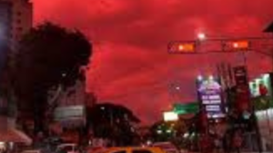 ¿Por qué el cielo de Caracas se volvió «apocalíptico»? La verdad detrás del fenómeno del 30 de junio.